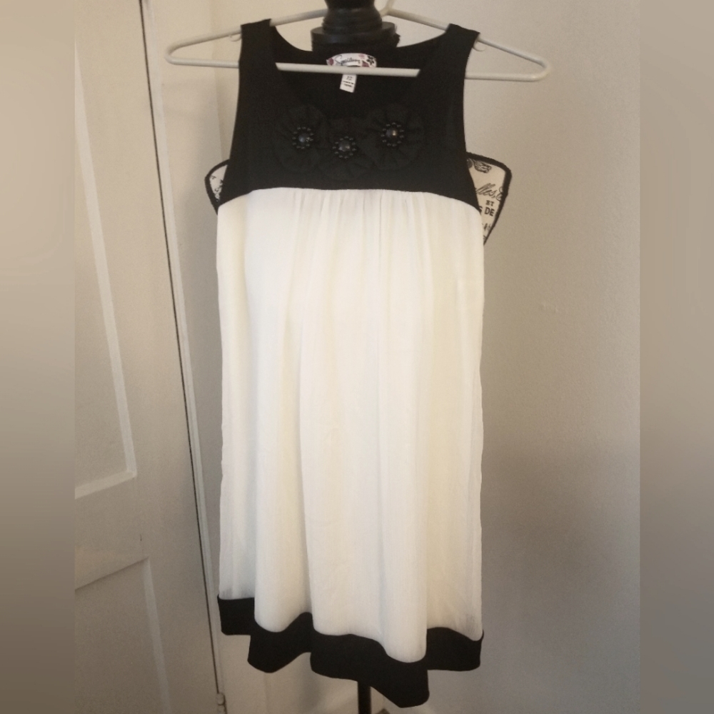 Flower Girl type dress